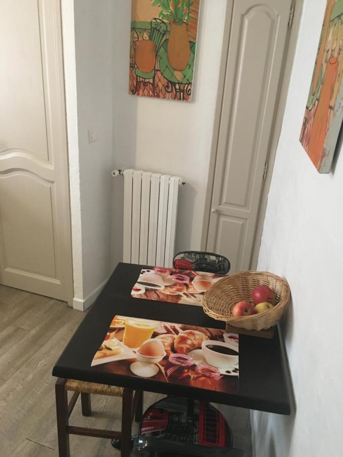 Appartement De Charme Suquet Cannes Exterior photo